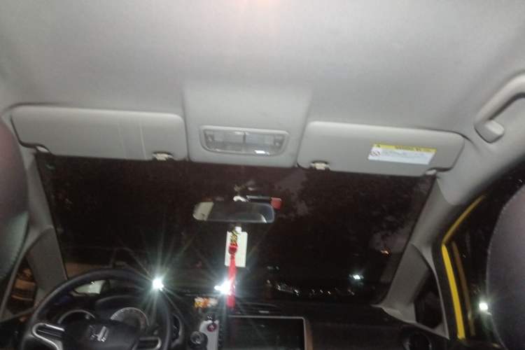 Used Honda Fit 2011 1.3L automatic comfort version
