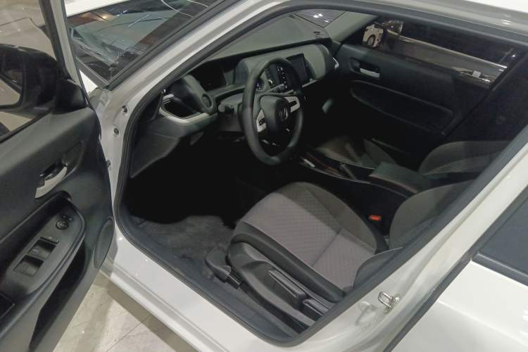 Used Honda Fit 2021 1.5L CVT Trend Edition Interior 3