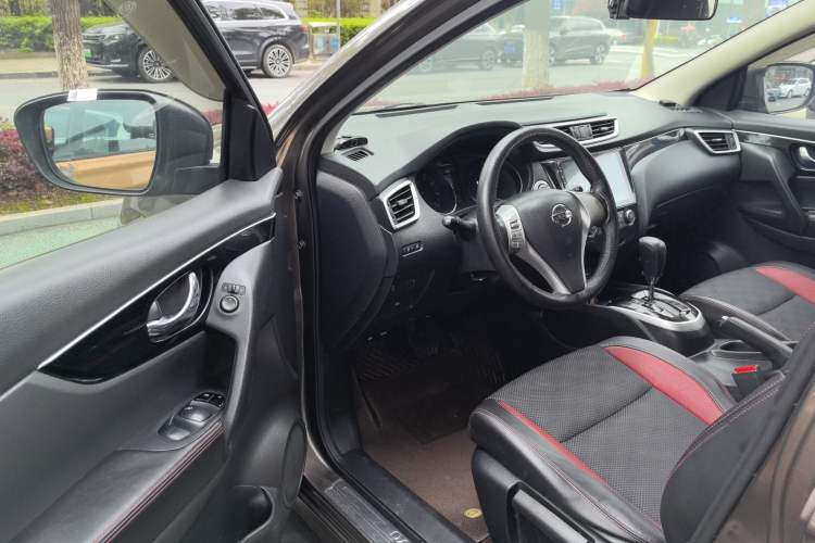 Used Nissan Qashqai 2016 2.0L CVT Luxury Edition
