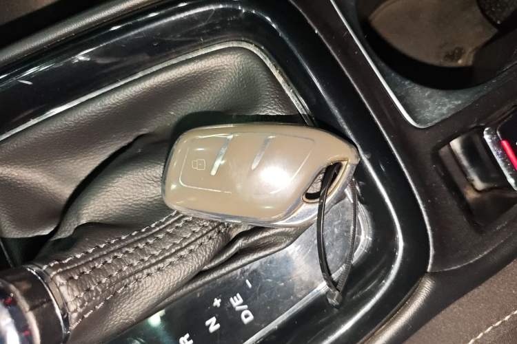 Used Roewe i5 2020 1.5L Automatic 4G Connected Linghao Edition Vehicle Key