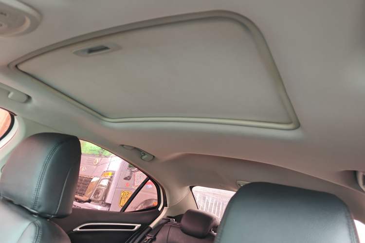 Used Citroen C4L 2015 1.8L Automatic Luxury Edition