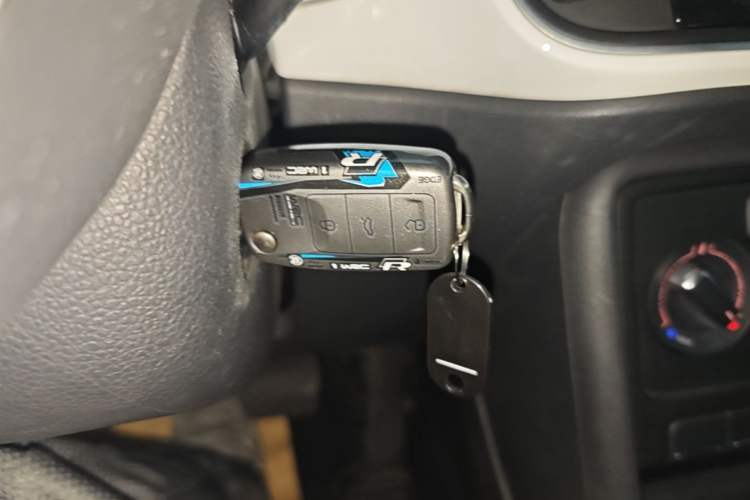 Used Volkswagen Beetle 2015 180TSI model Vehicle Key