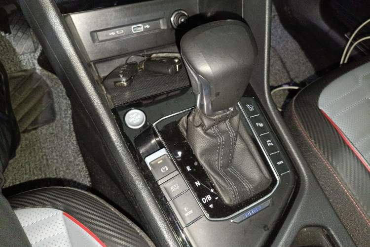 Used Volkswagen Tiguan L New Energy 2023 430 PHEV Plug-in Hybrid Flagship Edition Gear Lever