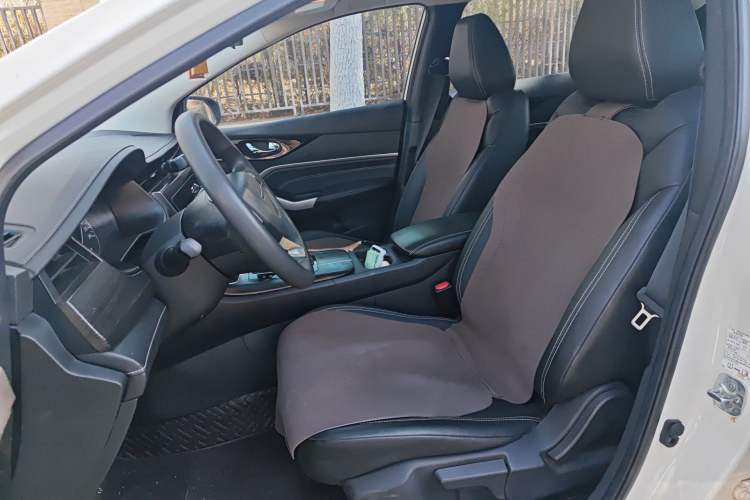 Used Venucia D60 2021 PLUS 1.6L XE CVT Trendy Edition Left Front Seat