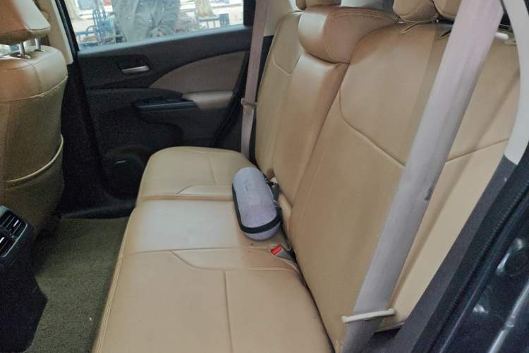 Used Honda CR-V 2012 2.0L two-wheel drive urban version