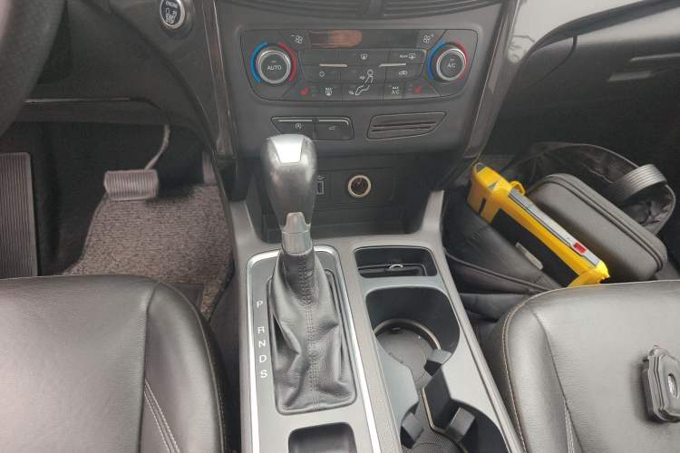 Used Ford Kuga 2017 EcoBoost 180 Four-Wheel Drive Luxury Wing Model
