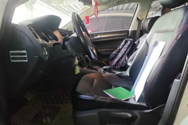 Used Volkswagen Golf 2016 1.6L Automatic Comfort Model
