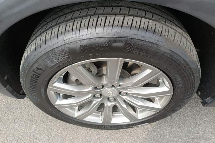 Used Cadillac XT4 2020 28T Two-Wheel-Drive Leading Version
