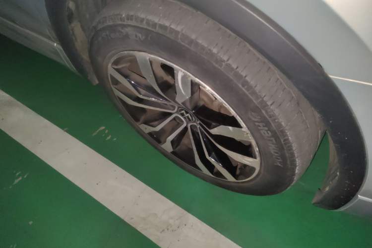 Used Volkswagen Tiguan L 2021 330TSI Automatic Two-Wheel Drive R-Line Enhanced Edition
