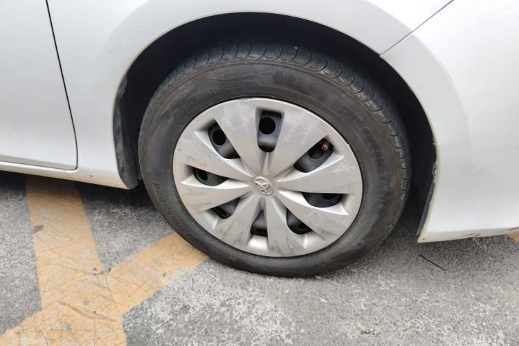 Used Toyota YARiS L Zhi Xuan 2016 Revised 1.5E CVT Charming Edition Right Front Wheel Hub