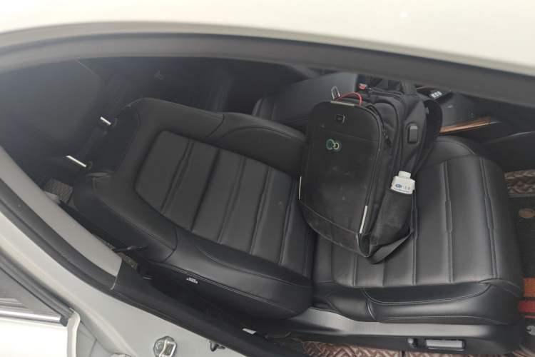 Used Honda CR-V 2021 240TURBO CVT 2WD Fashion Edition Right Front Seat