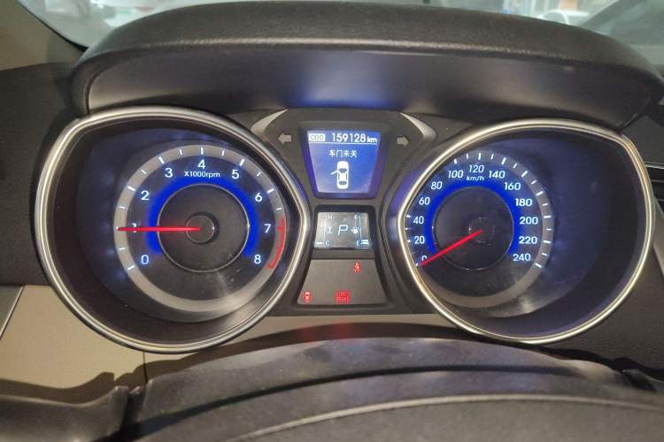 Used Hyundai Elantra (5th Generation / Langdong) 2015 1.6L Automatic Leading Model
