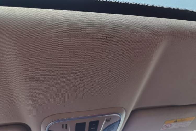 Used Wey VV5 2017 2.0T Flagship Edition
