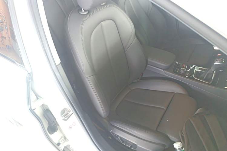 Used BMW 1 Series 2018 Facelifted 118i Sport Edition
