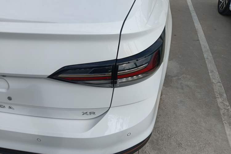 Used Volkswagen Lavida 2023 New Rui 1.5L Automatic New Yi Edition Right Rear Taillight