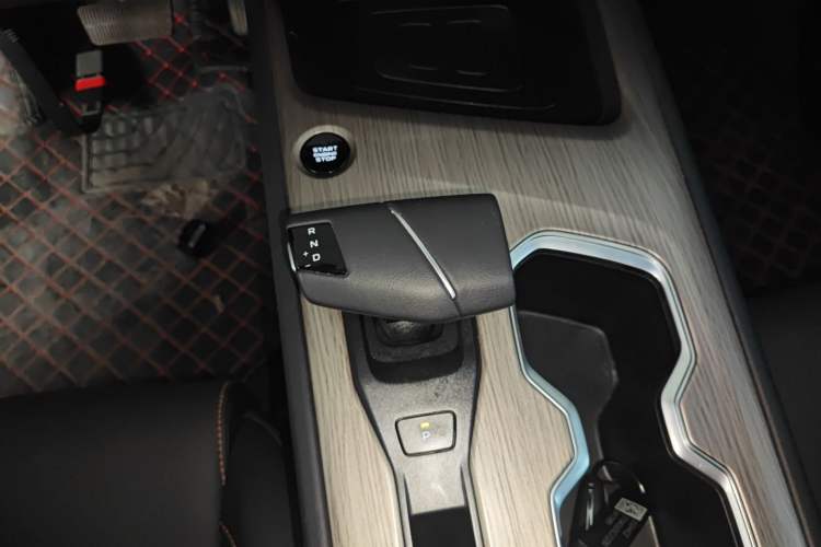 Used Changan X7 PLUS 2024 1.5T Automatic Luxury 7-Seater