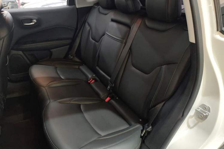 Used Jeep Compass 2017 200T Automatic Family Edition