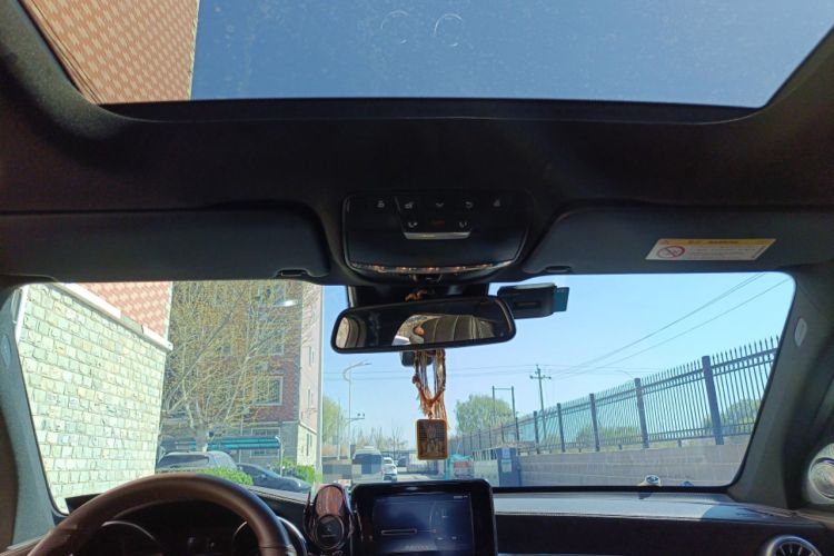 Used Mercedes-Benz GLC 2016 GLC 260 4MATIC Luxury Model