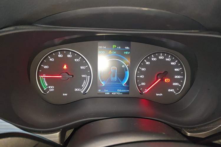 Used BYD Song MAX New Energy 2019 DM 1.5T Smart Connect Advanced 7-Seater China VI Standard Instrument Cluster