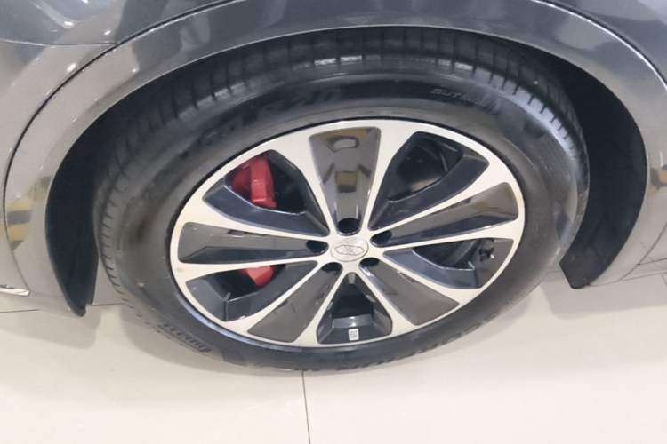 Used Hima Luxeed R7 2025 Extended-Range 331km Ultra