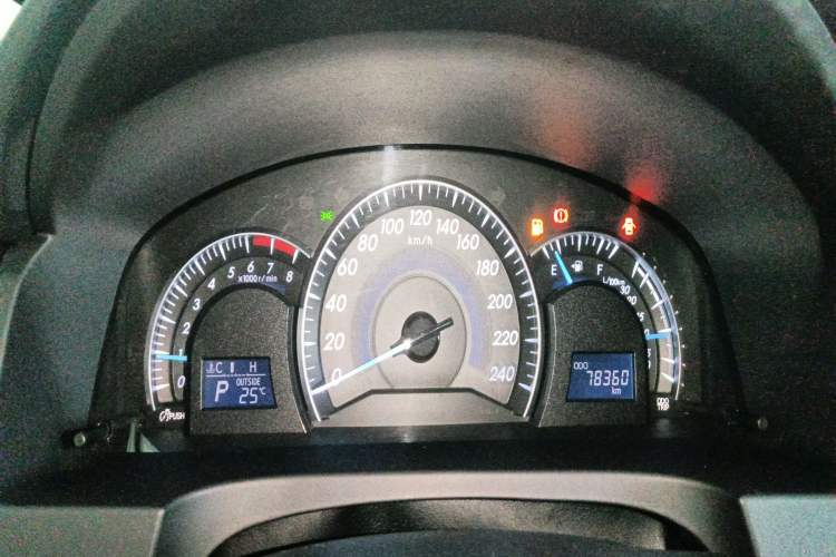 Used Toyota Camry 2016 2.5G 10th Anniversary Deluxe Navigation Edition Instrument Cluster