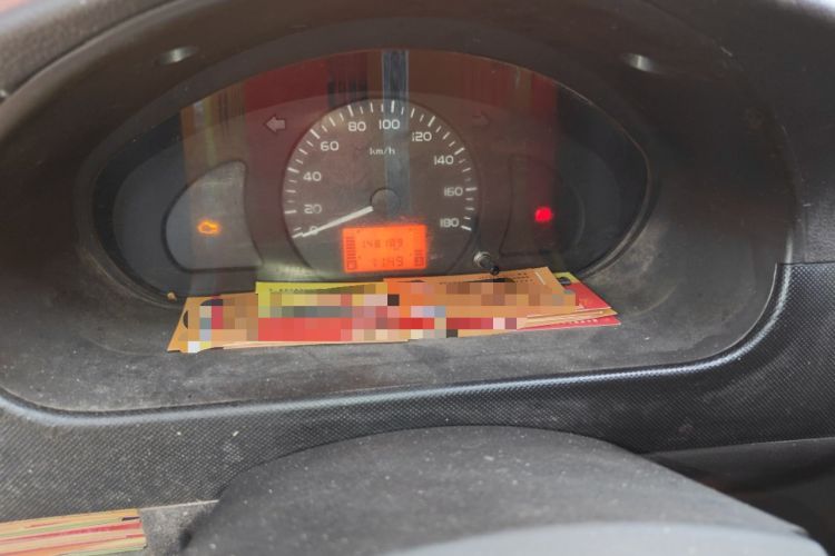 Used Wuling Rongguang 2017 1.5L Extended Basic Version Odometer Close Up