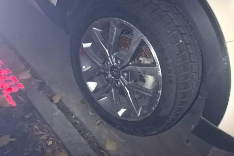 Used Haval H2s 2018 Red-Label 1.5T Dual-Clutch Luxury Model Right Front Wheel Hub