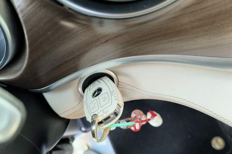 Used Mercedes-Benz V-Class 2020 V 260 L Long-wheelbase Luxury Edition
