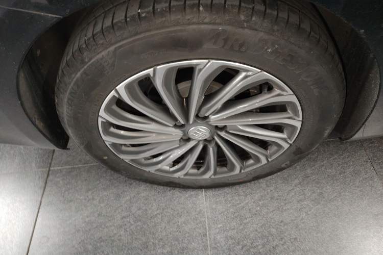 Used Buick LaCrosse 2024 28T Luxury Edition