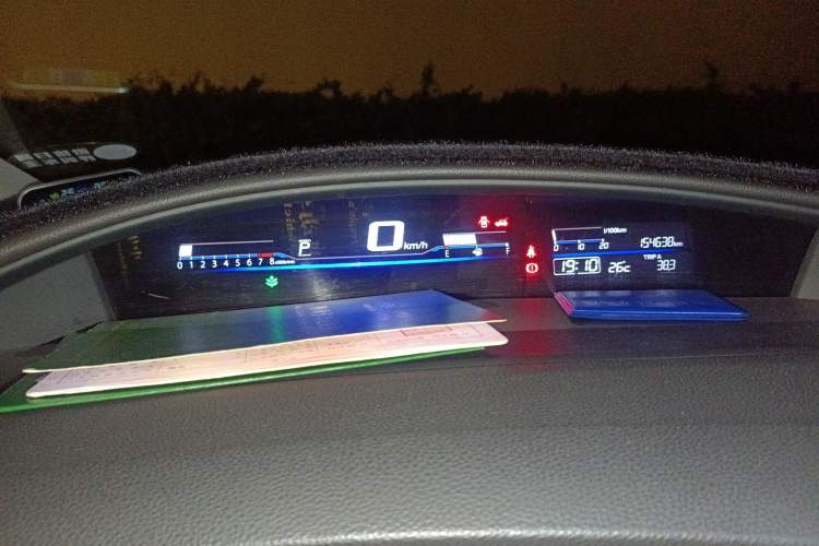 Used Honda Jade 2014 1.8L Automatic Comfort Elite Version 5 Seats