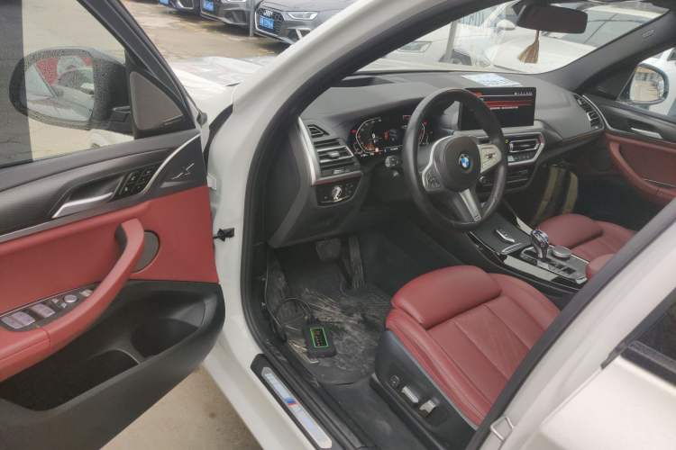 Used BMW X3 2022 Second Facelift xDrive30i Luxury Edition M Night Sky Package
