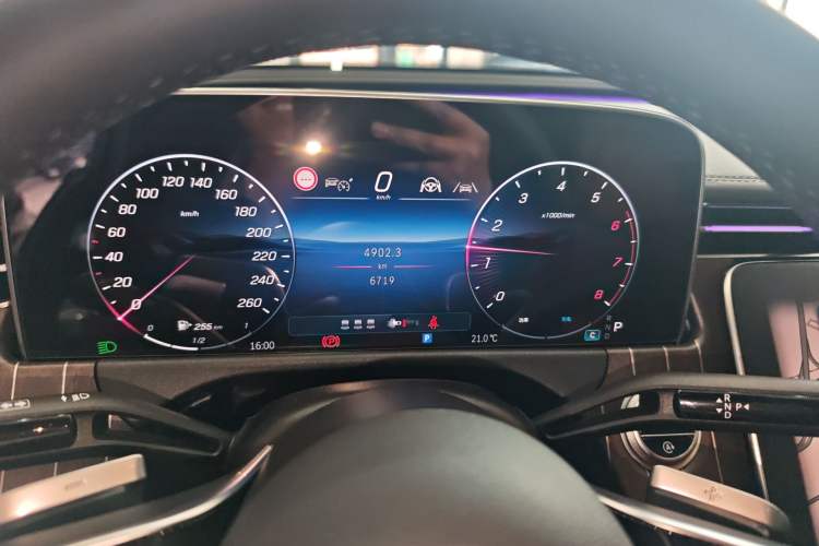 Used Mercedes-Benz E-Class 2025 E 300 L Stylish Model