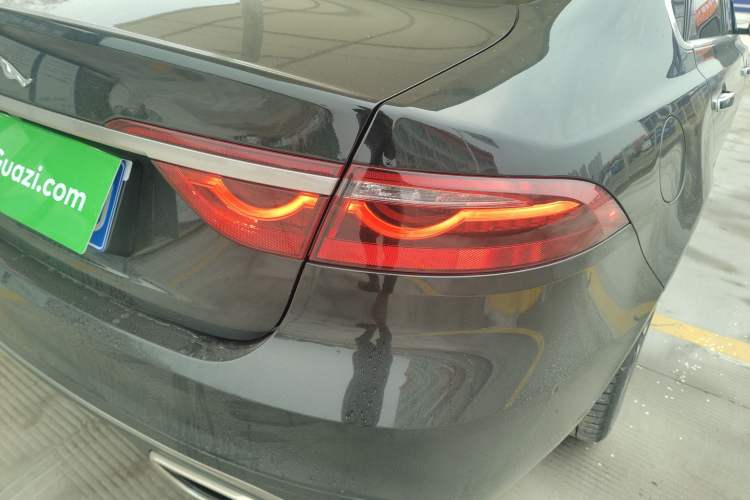 Used Jaguar XFL 2021 XFL 2.0T P250 Two-Wheel-Drive Luxury Deluxe Edition
