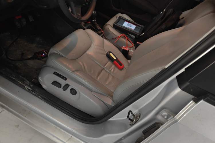 Used Skoda Rapid Spaceback 2014 1.4TSI DSG Enjoyment Edition