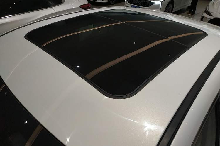 Used Bestune B70 2022 Third Generation 1.5T Automatic Enjoyment Version Roof