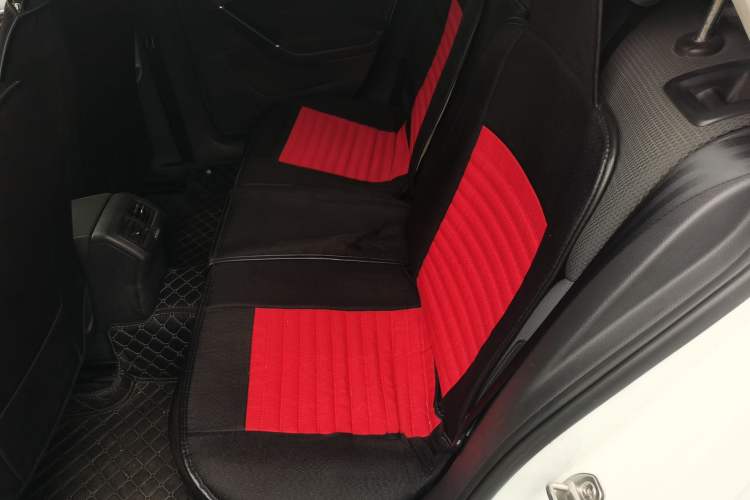 Used Volkswagen Golf 2016 230TSI Automatic Comfort Version Left Rear Seat