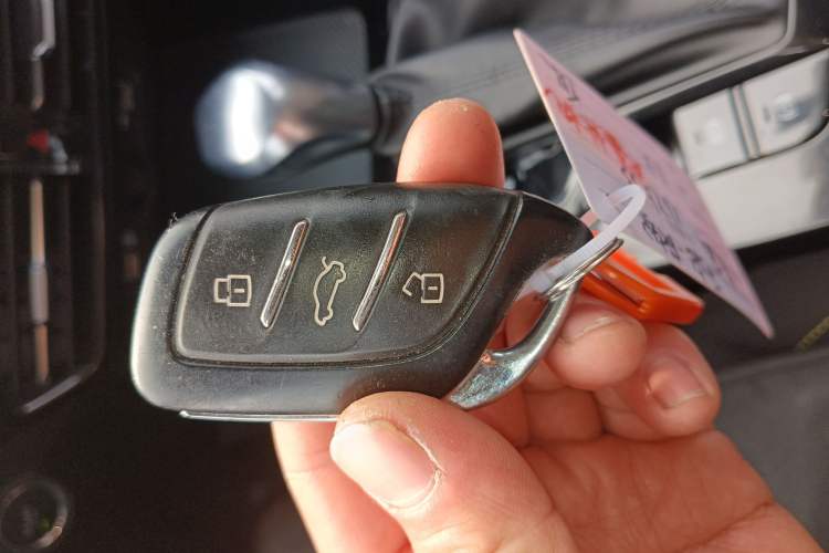 Used Roewe i5 2021 1.5L CVT Platinum Edition
