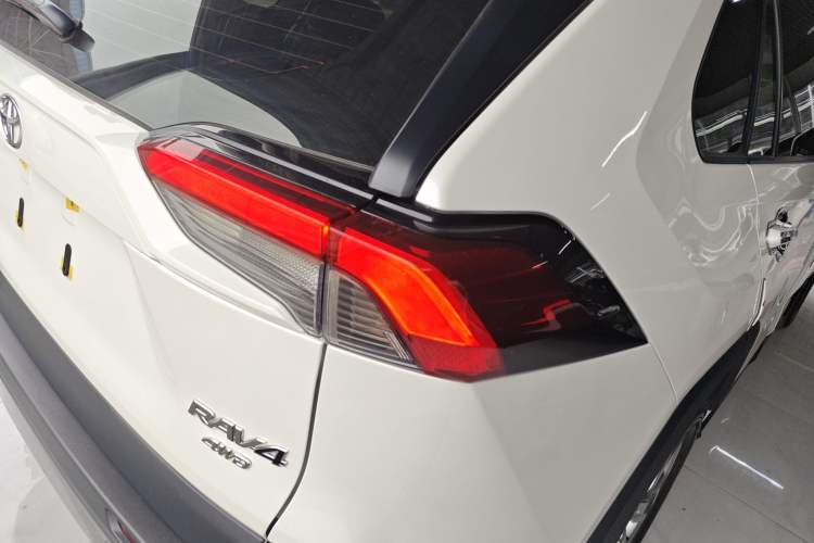 Used Toyota RAV4 2020 2.0L CVT 4x4 Trend Edition