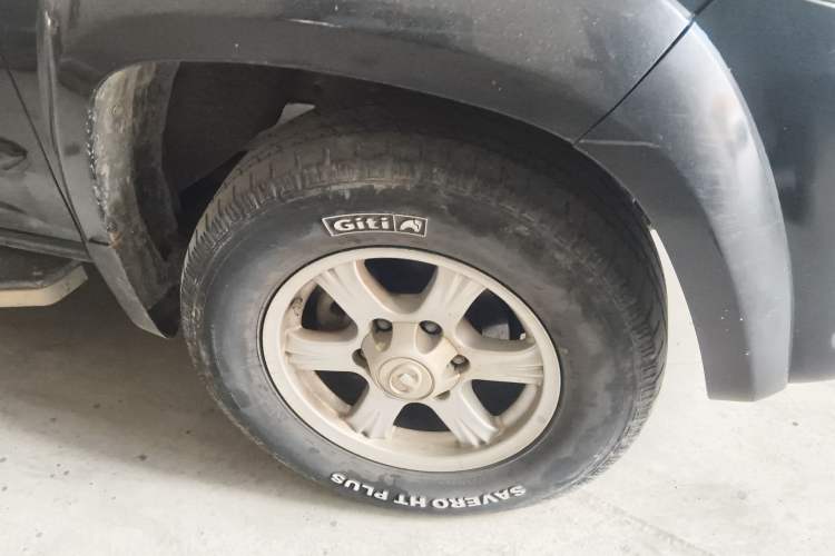 Used Great Wall Wingle 6 2014 2.0T Two-Wheel Drive Navigation Version 4D20B
