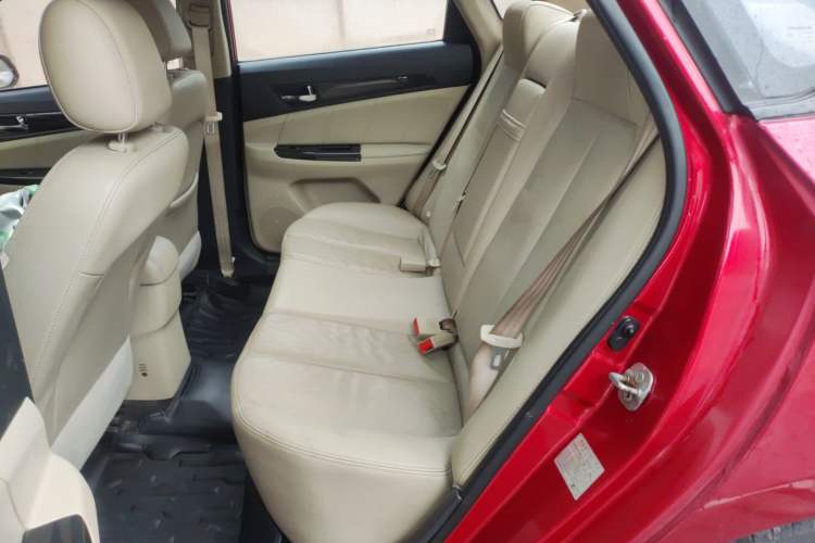 Used CHANGAN Eado 2012 1.6L Automatic Prestige Model China IV Standard
