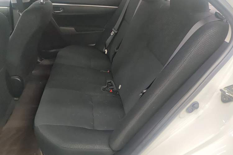 Used Toyota Levin 2017 Revised Dual-Engine 1.8H GS E-CVT Elite Sunroof Version China V Standard