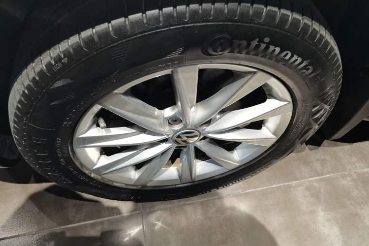 Used Volkswagen Tiguan 2017 300TSI Automatic Two-Wheel Drive Silk Road Comfort Edition
