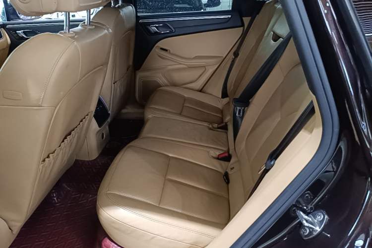 Used Porsche Macan 2017 Macan 2.0T