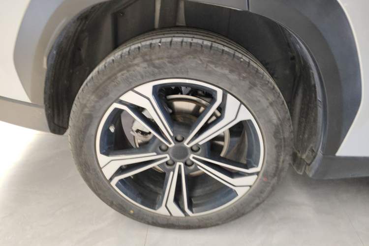 Used Geely Galaxy L7 2025 EM-i 115km Exploration+ Edition
