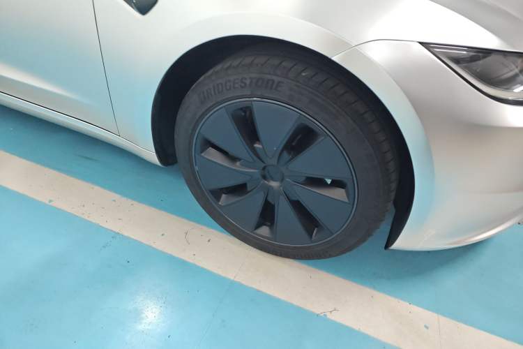 Used Tesla Model 3 2025 Rear-Wheel-Drive Version
