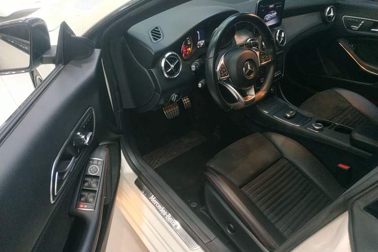 Used Mercedes-Benz CLA 2017 Refreshed CLA 220 4MATIC