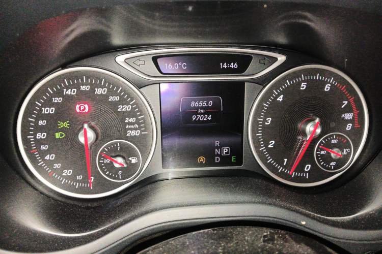 Used Mercedes-Benz B-Class 2015 B 200 Luxury Model
