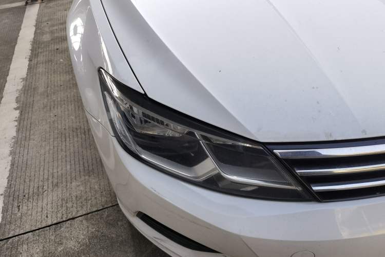 Used Volkswagen Lamando 2017 280TSI DSG Comfort Edition
