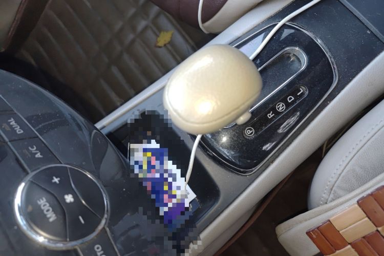 Used Nissan Tiida 2011 1.6L CVT Smart Version Gear Lever