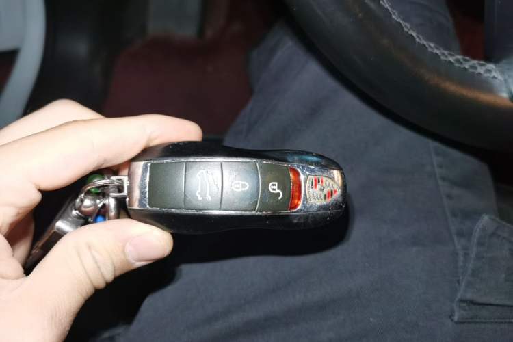 Used Porsche Macan 2017 Macan 2.0T Vehicle Key